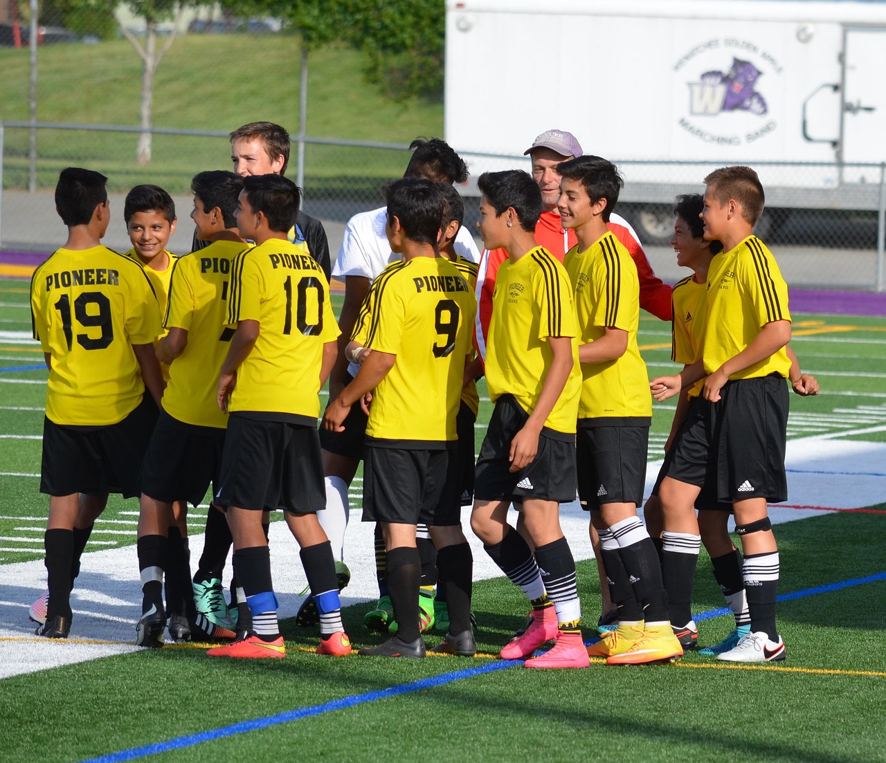 全民冠军足球辅助- 鞍山代理注册公司平台