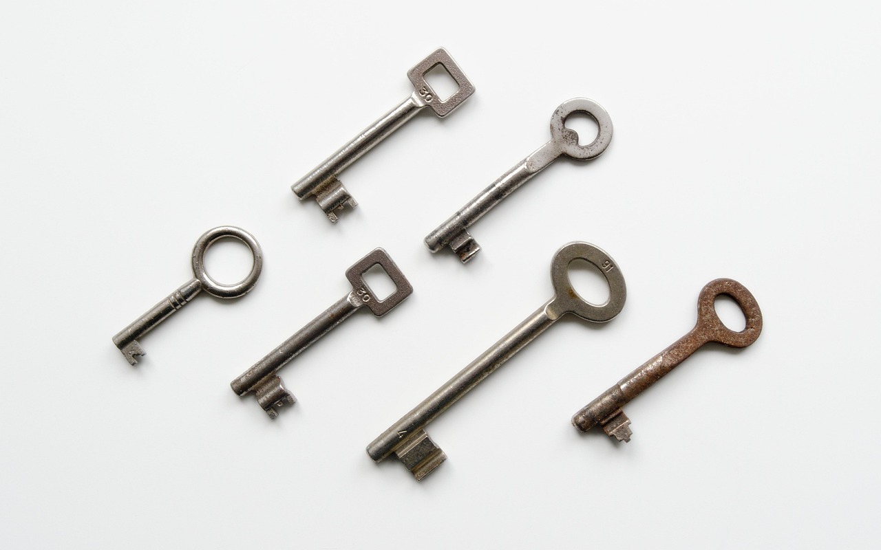 各类app实名实名账号：流量卡的差异化营销策略