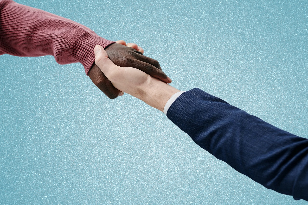 技术支持是否犯法?技术支持开发者是否应该被判罚款或监禁?